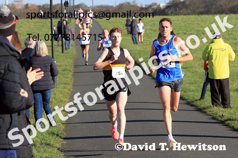 Senior Men and Womens 2023 Heaton Memorial 10k Road Race, Newcastle Town Moor, Newcastle.  Photo: David T. Hewitson/Sports for All Pics